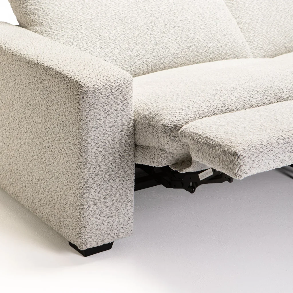LEO FABRIC ELECTRIC POWER 3 SEATER RECLINER - Image 9